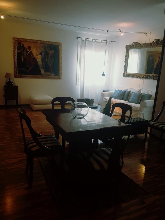 Appartamento Garden Ca' Rezzonico ヴェネツィア 部屋 写真
